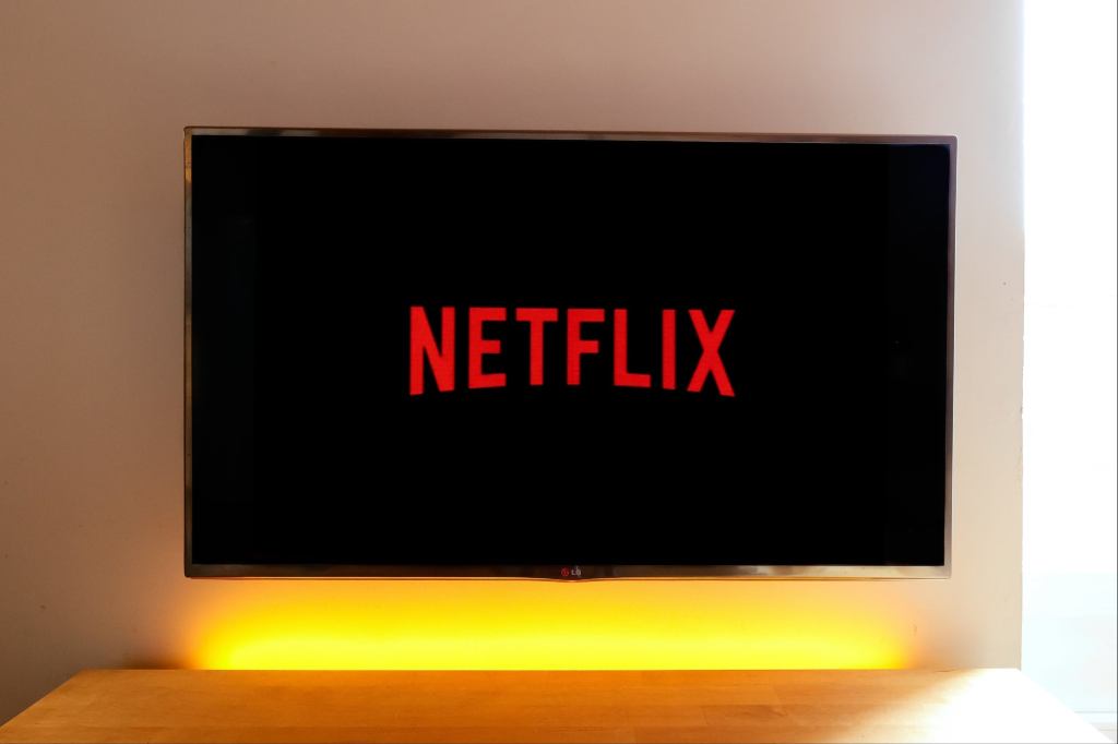 Netflix Offers Video Games on TVs For the First Time Netflix Offers Video Games on TVs For the First Time
