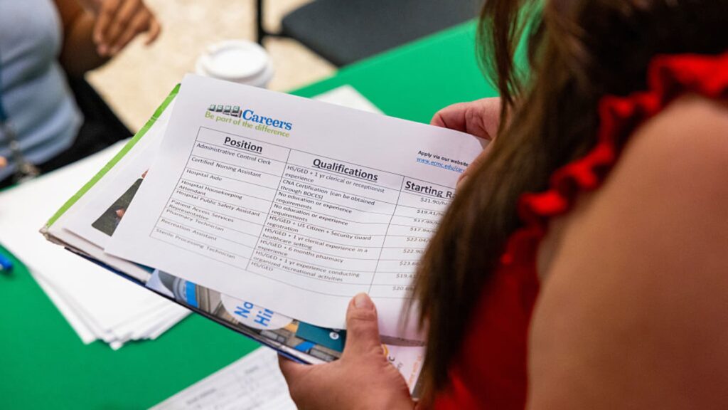 Job openings in October slumped to the lowest level since February 2021, Indeed measure shows Job openings in October slumped to the lowest level since February 2021, Indeed measure shows